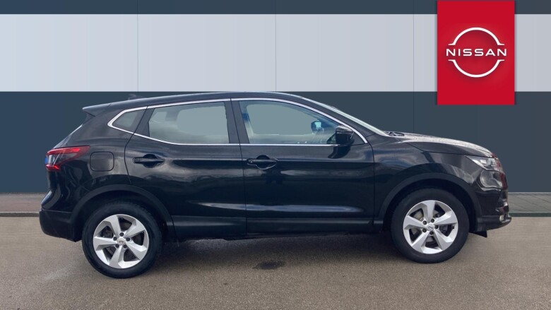 Nissan Qashqai 1.3 DiG-T Acenta Premium 5dr Petrol Hatchback